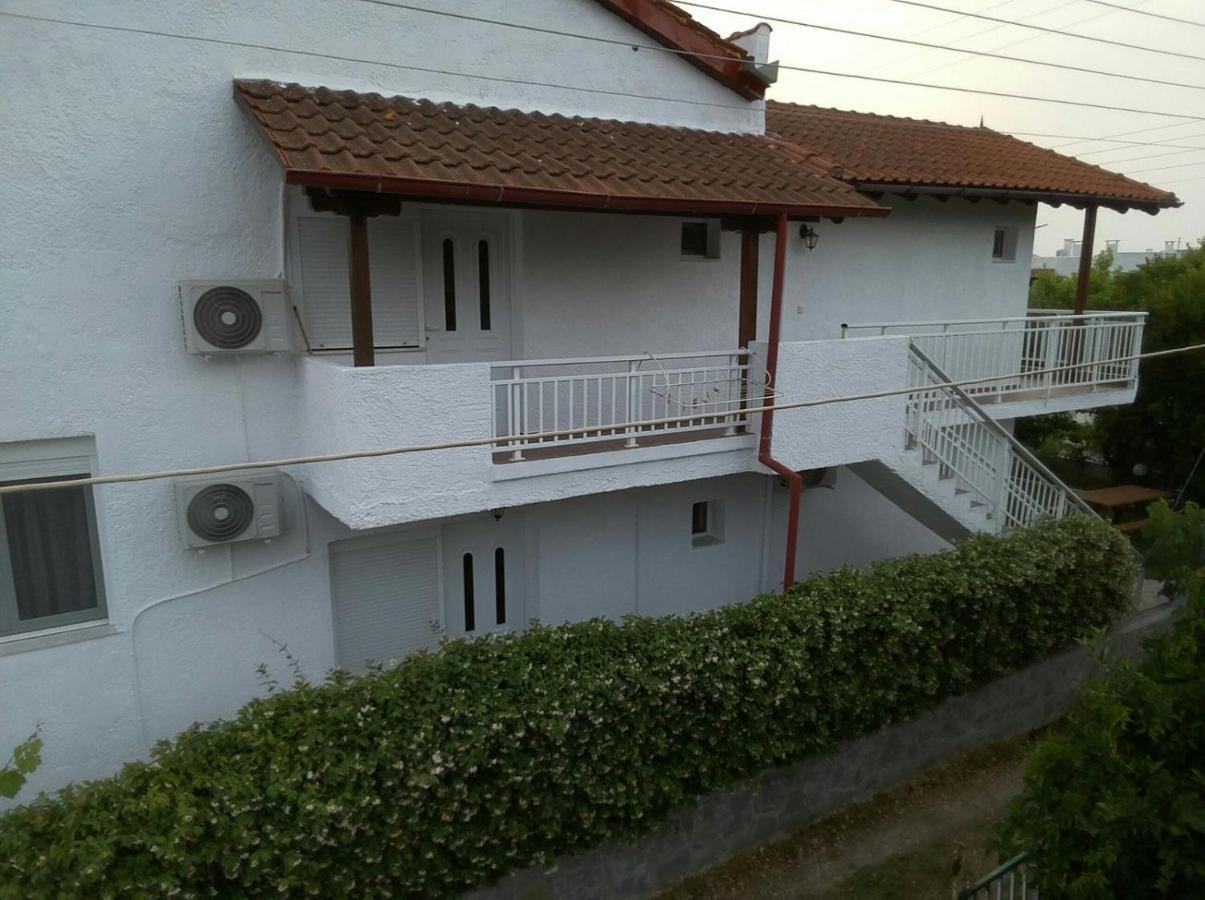 Katerina Rooms Nea Kallikrateia ภายนอก รูปภาพ