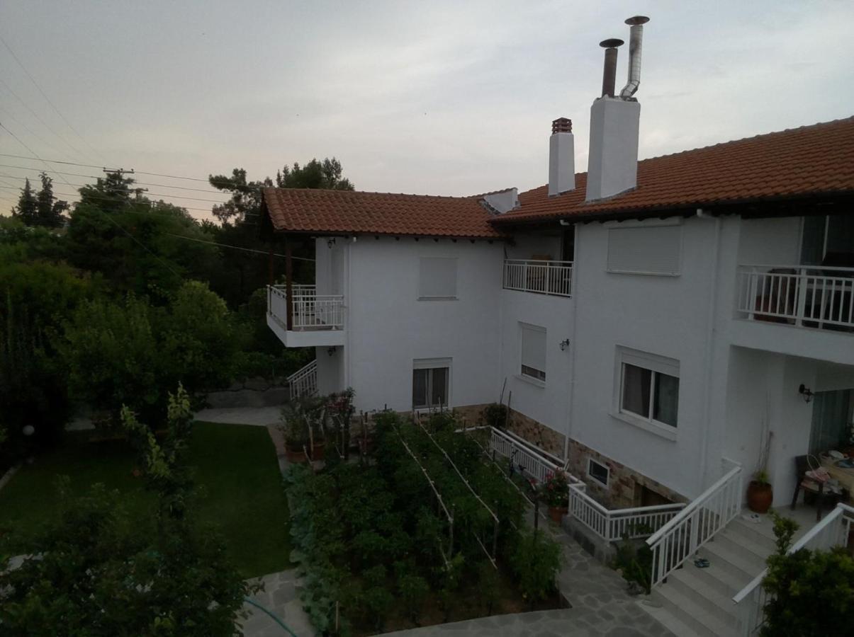 Katerina Rooms Nea Kallikrateia ภายนอก รูปภาพ